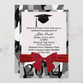 Red Ribbon en Grey Camo Afstuderen Uitnodiging (Voorkant / Achterkant)