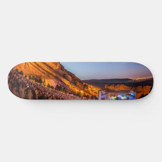 Red Rocks Night Concert Skateboard (Horizontaal)