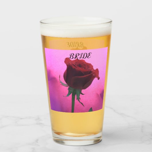 Red Rose Closeup with Pink Wedding Glass Glas (Voorkant gevuld)