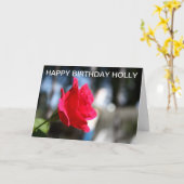 Red Rose dicht bij Verjaardag KAART (Gele Bloem)
