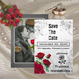 Red Rose en Grunge Textured Wedding Save the Date Kaart