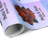 Red Rose Gothic Wedding Names and Date Paars Cadeaupapier (Rol Hoek)