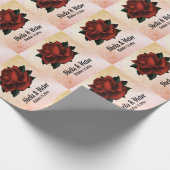 Red Rose Gothic Wedding Names and Date Peach Cadeaupapier (Hoek)
