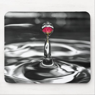 Red Rose in Droplet Muismat