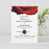 Red Rose Modern Rustic White Glam Elegant Wedding Kaart (Staand voorkant)
