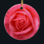 Red Rose Ornament Romantic Roos Decorations<br><div class="desc">Romantic Roos Ornaments Holiday Red Rose Classic Decorations Beauful Romantic kerstcadeautjes Hanukkah Neutral Holiday Decorations Keepsakes & Gifts for Friend Family Mannen Kinderen Home & Kantoor Origineel Stijlvol Vakantis Vakantiewerk Vakantie Kerst/Hanukkah Kaarten & Nonsecular Holiday Gifts Design Kim Hunter. Surf naar www.kimhunter.ca voor nog veel meer kaarten en Keepsakes online....</div>