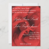 Red Rose Petals Elegant Wedding Invitations Kaart (Voorkant)