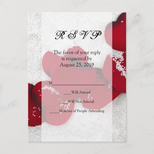 Red Rose Petals in sneeuw, winterhuwelijk Uitnodiging Briefkaart (Voorkant)