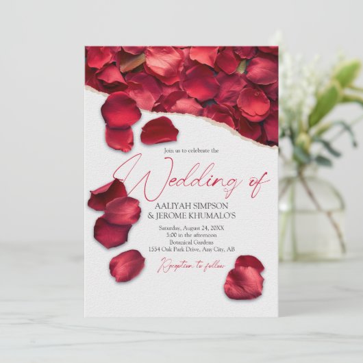 Red Rose Petals Kaart (Staand voorkant)