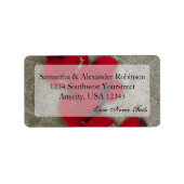 Red Rose Petals op Zand Beach Wedding Etiket (Voorkant)