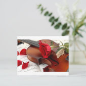 Red Rose Petals Romantic Violin Music Briefkaart (Staand voorkant)