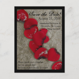 Red Rose Petals Zand Beach Bruiloft Save the Date Aankondigingskaart