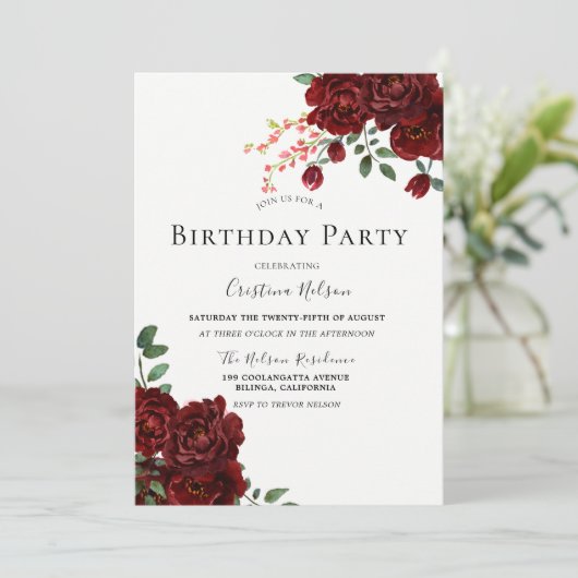 Red Rose Romantic Floral All Ages Birthday Party Kaart (Staand voorkant)