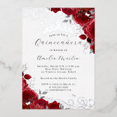Red Rose Silver Floral Swirl Quinceanera Folie Uitnodiging (Voorkant)