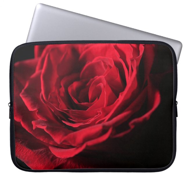 Red Rose Valentijn: Donkere Romance Laptop Sleeve (Voorkant)