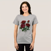 "Red Rose Women's T-Shirt – Feminine Elegance in B (Voorkant volledig)