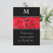 Red Rose Zwart Zilver Monogram Huwelijksreactie RSVP Kaartje (Staand voorkant)