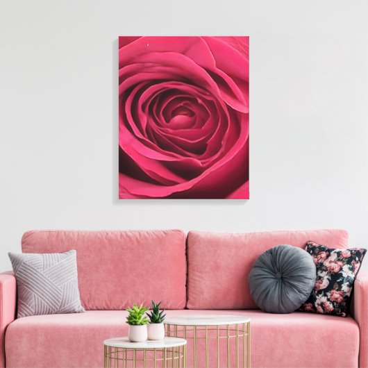 Red Rosebud Canvas Afdruk (Insitu (Woonkamer))
