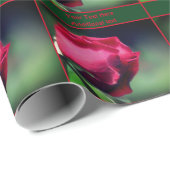Red Rosebud Flower Natuur gepersonaliseerd Cadeaupapier (Rol Hoek)
