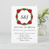 Red Roses Floral Monogram Wedding Kaart (Staand voorkant)