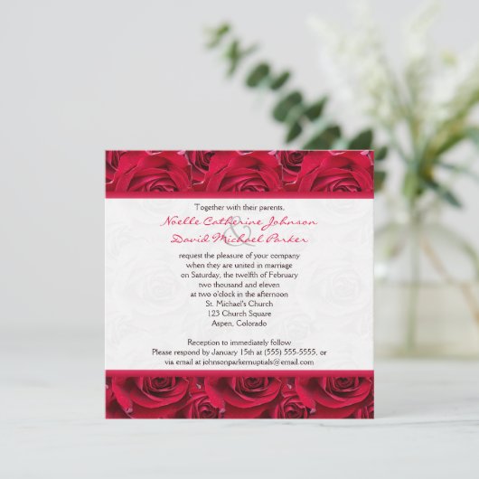 Red Roses Galore bruiloft uitnodiging (Staand voorkant)