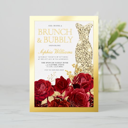 Red Roses & Gold Foil Border Bridal Shower Folie Uitnodiging (Staand Voorkant)