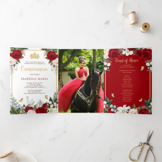 Red Roses Gold Foil Butterflies Quinceañera Drieluik Uitnodiging (Binnen)