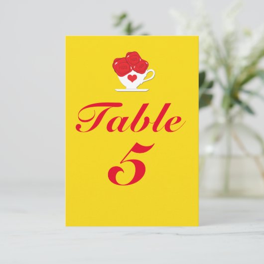 Red Roses Tea Cup Yellow Party Table Number Kaart (Staand voorkant)