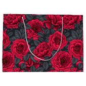 Red roses with gray leaves on black groot cadeauzakje (Achterkant)