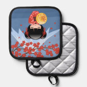 Red Sakura Kokeshi Doll - Cute Geisha Girl Pannenlap (Voorkant / Achterkant)