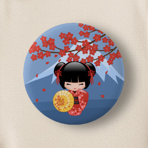Red Sakura Kokeshi Doll - Cute Geisha Girl Ronde Button 5,7 Cm