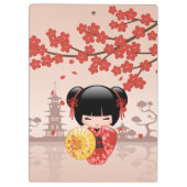 Red Sakura Kokeshi Doll Japanese Geisha Beige Klembord (Achterkant)