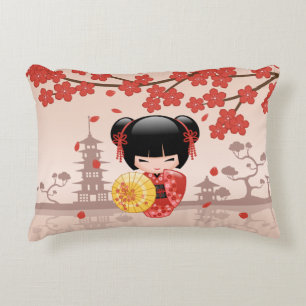 Red Sakura Kokeshi Doll - Japanse Geisha Accent Kussen