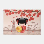 Red Sakura Kokeshi Doll - Japanse Geisha Deurmat (Voorkant)