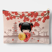 Red Sakura Kokeshi Doll - Japanse Geisha Etui (Achterkant)