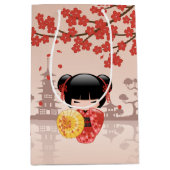 Red Sakura Kokeshi Doll - Japanse Geisha Medium Cadeauzakje (Voorkant)