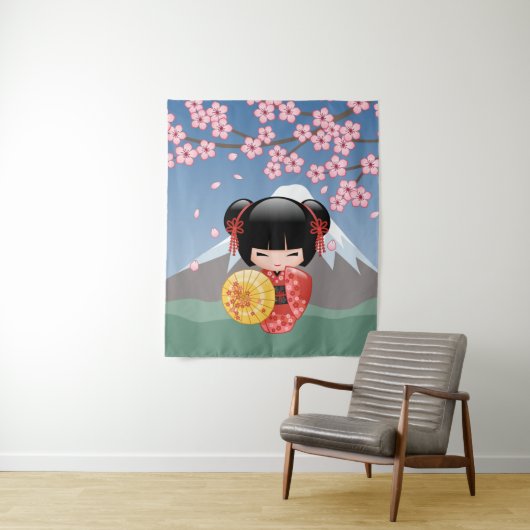 Red Sakura Kokeshi Doll - Stomme Japanse Geisha Wandkleed (In situ)