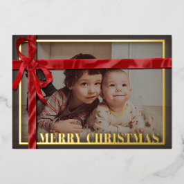Red satin ribbon family photo Christmas Gold  Folie Feestdagenkaart