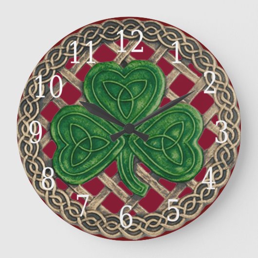 Red Shamrock And Celtic Knots Round Clock Grote Klok (Voorkant)