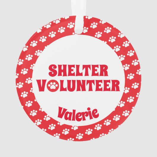 Red Shelter Volunter Ornament (achterkant)
