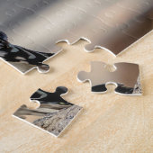 Red Shoulked Hawk op een rots Legpuzzel (Zijkant)