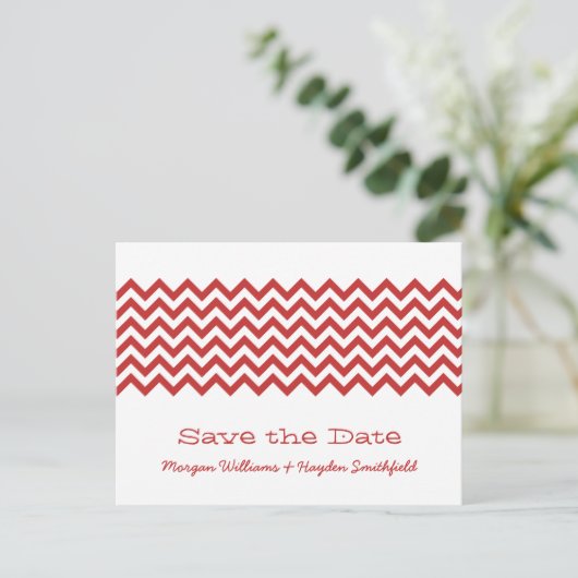 Red Simple Chevron Save the Date Briefkaart (Staand voorkant)