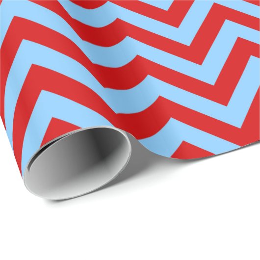 Red, Sky Blue Chevron ZigZag Pattern Cadeaupapier (Rol Hoek)