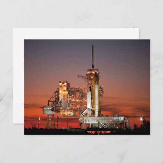Red Sky voor Space Shuttle Atlantis Lancering Briefkaart (Voorkant / Achterkant)