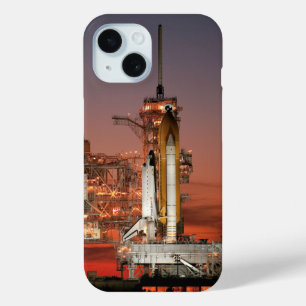 Red Sky voor Space Shuttle Atlantis Lancering iPhone 15 Case