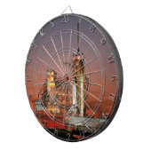 Red Sky voor Space Shuttle Atlantis Lancering Dartbord (Voorkant Rechts)