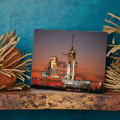 Red Sky voor Space Shuttle Atlantis Lancering Fotoplaat (Zijkant)