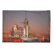 Red Sky voor Space Shuttle Atlantis Lancering Kussensloop (Achterkant-Links)