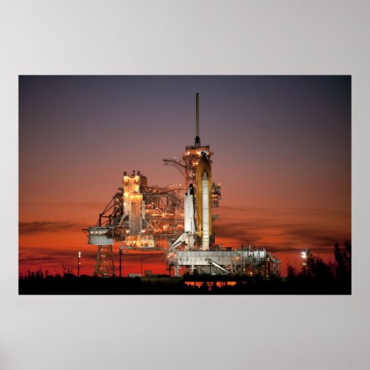 Red Sky voor Space Shuttle Atlantis Lancering Poster (Voorkant)