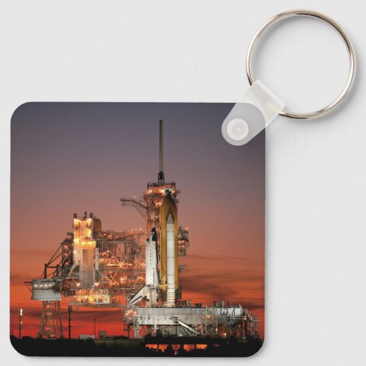 Red Sky voor Space Shuttle Atlantis Lancering Sleutelhanger (Achterkant)